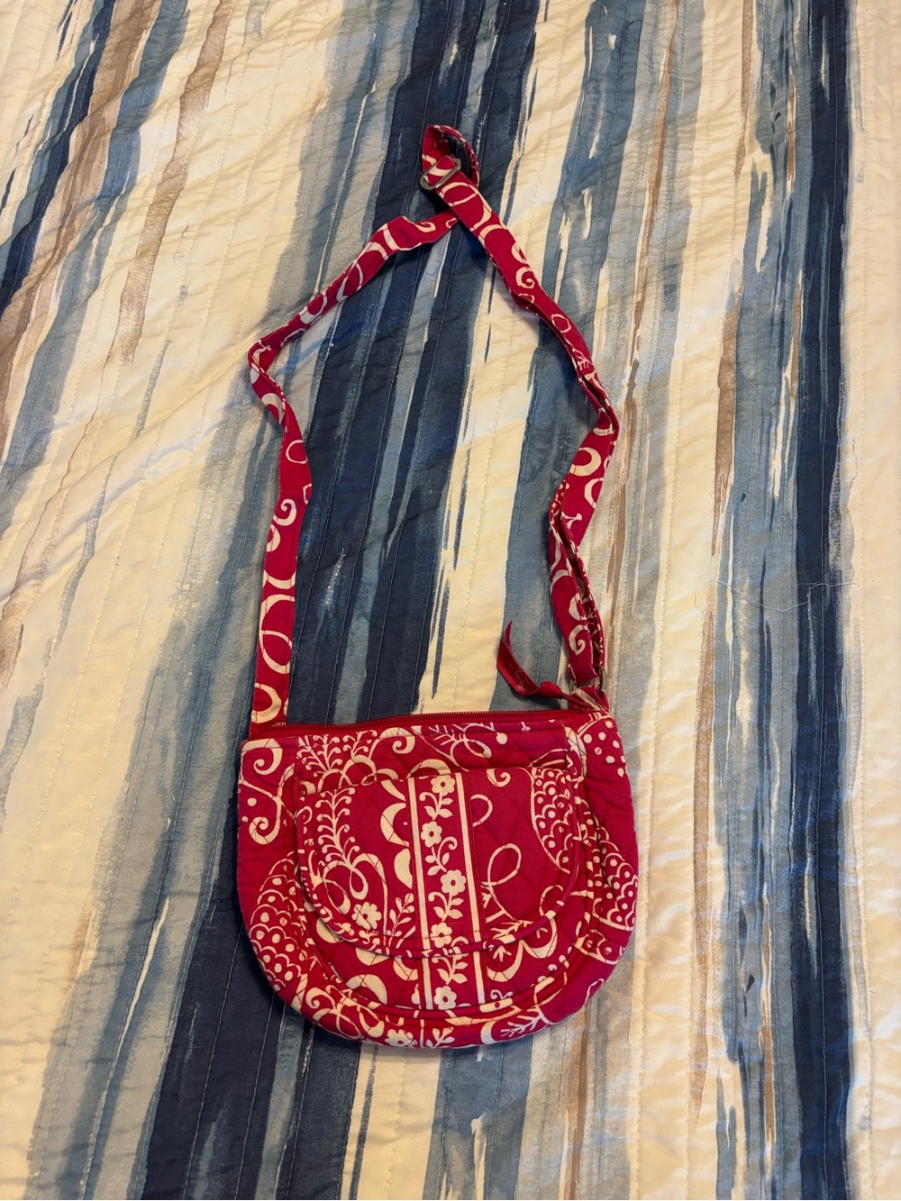 Vera Bradley Pink Printed Crossbody Bag - Stylish Everyday Shoulder Bag